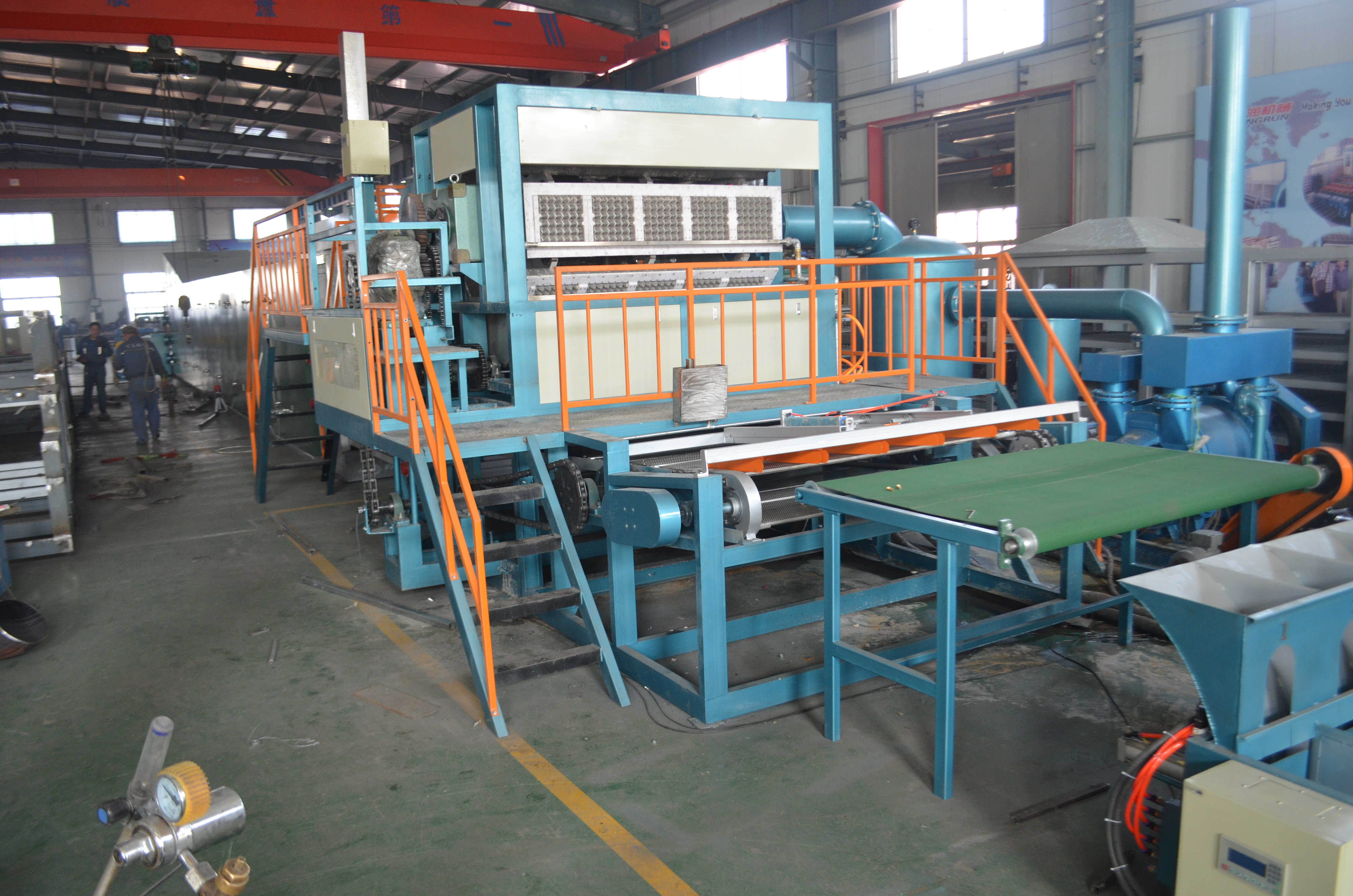 蛋托機(jī)、蛋托生產(chǎn)線(xiàn)、雞蛋托盤(pán)機(jī)，請(qǐng)致電宏潤(rùn)包裝